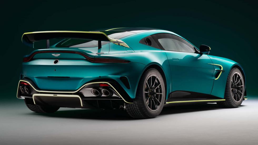 Αυτή είναι η νέα αγωνιστική Aston Martin Vantage GT4